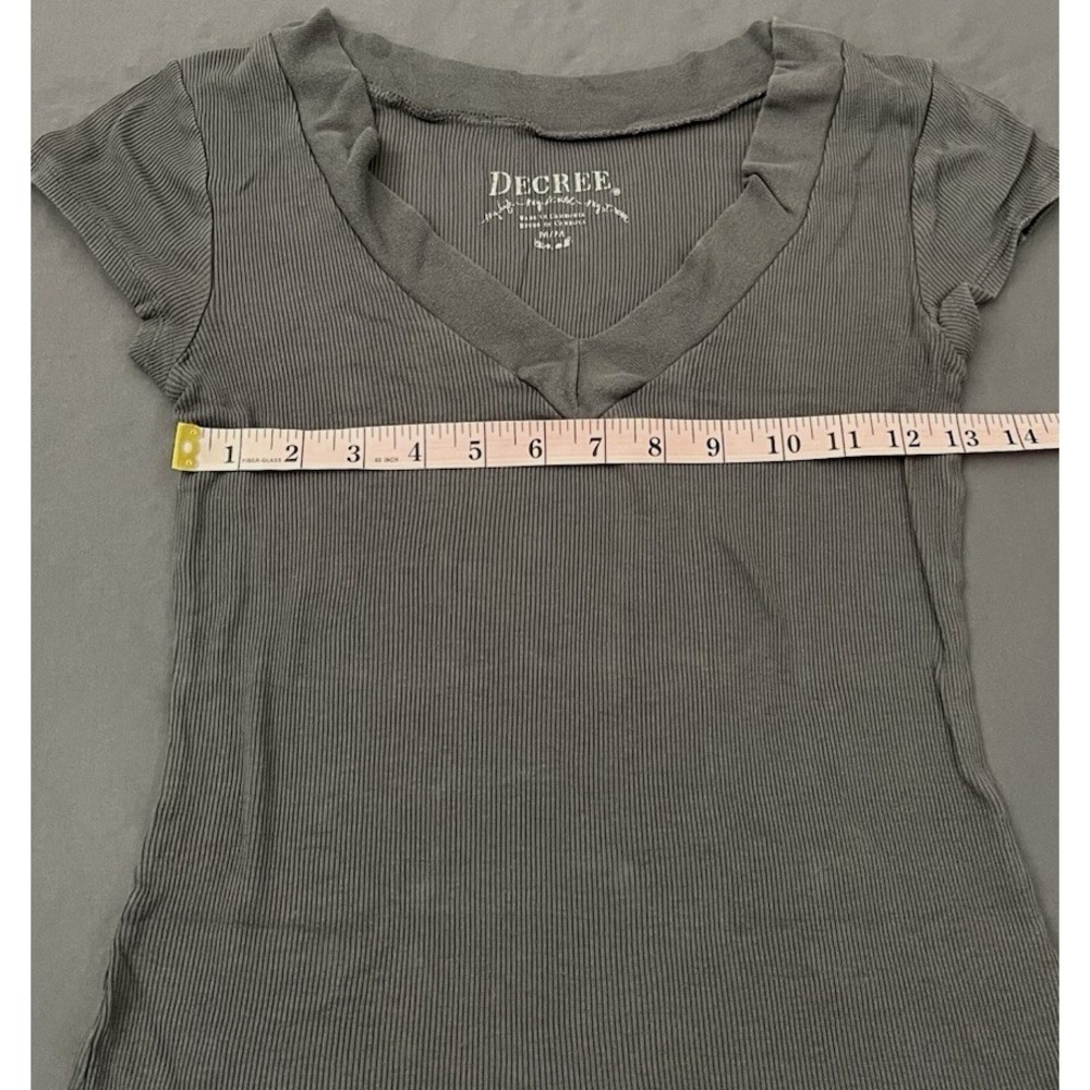 Decree Shirt Womens Medium Gray Stretchy Ribbed Slim Fit Short Sleeve Y2K - Picture 9 of 10